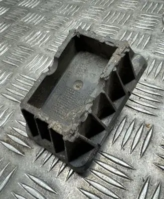 BMW X5 F15 Jacking socket point 7189259