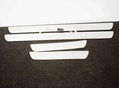 Mercedes-Benz CLA C117 X117 W117 sill trim set (inner) A2466805300 A2466800435