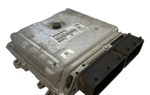Volvo V70 Engine control unit/module 31272462AA 1039S18372 0281012765