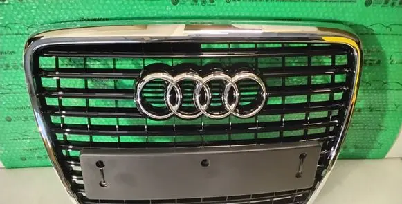 Audi A6 S6 C6 4F Front bumper upper radiator grill 4F0853651 4F0853651AN