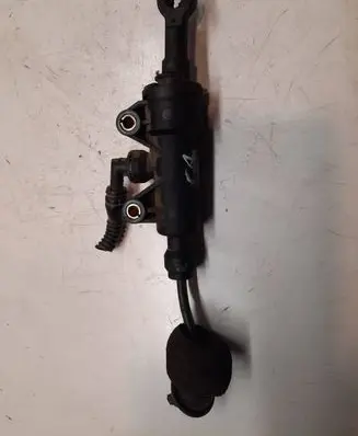 Citroen C8 Clutch master cylinder PA666F35
