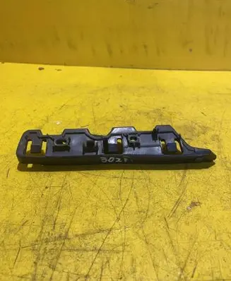 Fiat Punto Evo Front bumper mounting bracket 51852309
