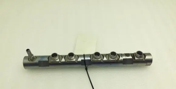 BMW 1 F20 F21 Fuel main line pipe 0445214183 7809128