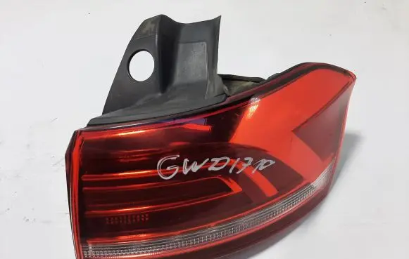 Volkswagen PASSAT B8 Rear/tail lights 3G9945312