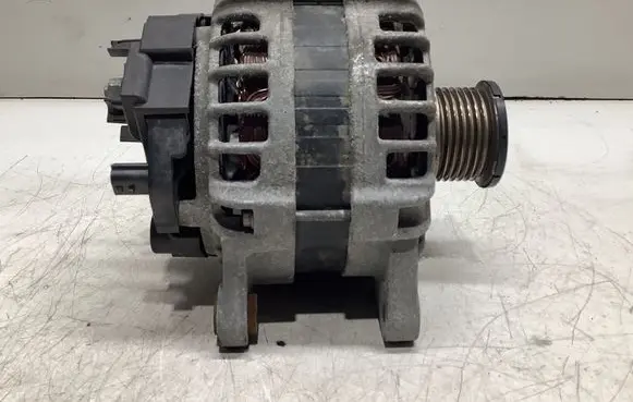 Nissan Qashqai Generator/alternator 231004BE0B F000BL0814