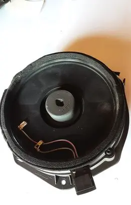 Audi A8 S8 D3 4E Front door speaker 4E0035411M