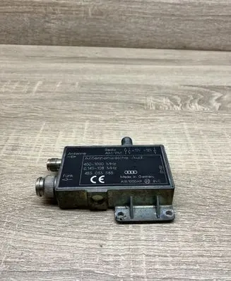 Audi A8 S8 D2 4D Antenna control unit 4B5035585
