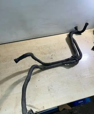 Peugeot 508 Electric car engine cooling hoses/pipes
