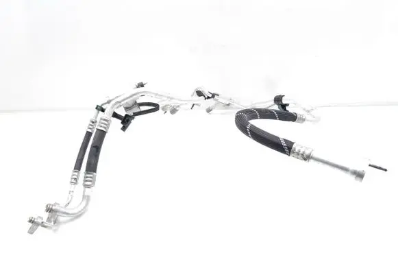 Opel Mokka B Air conditioning (A/C) pipe/hose 9863016180 87291F03