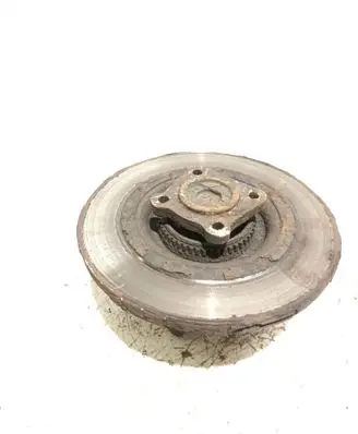 Rear wheel hub