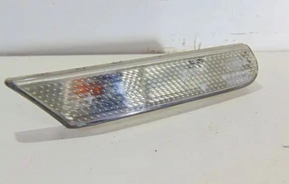 Porsche Boxster 986 Front fender indicator light 99663104402 99663103402 99663103801