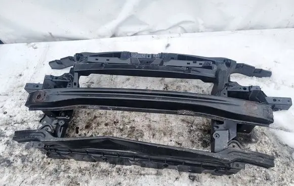 Volkswagen Touran I Radiator support slam panel 1T0805588