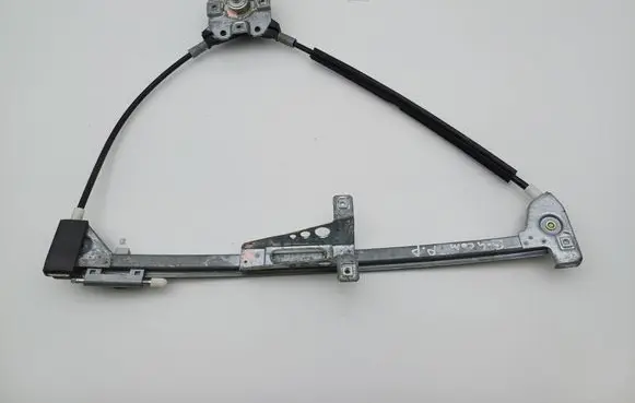 Audi 80 90 S2 B4 Front door manual window regulator 893837400