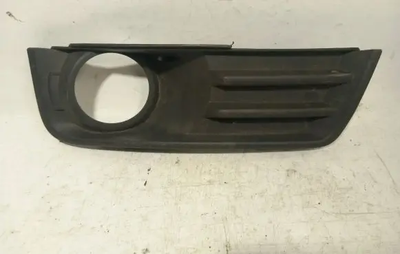 Ford Focus C-MAX Front bumper lower grill 3M51R19952AD