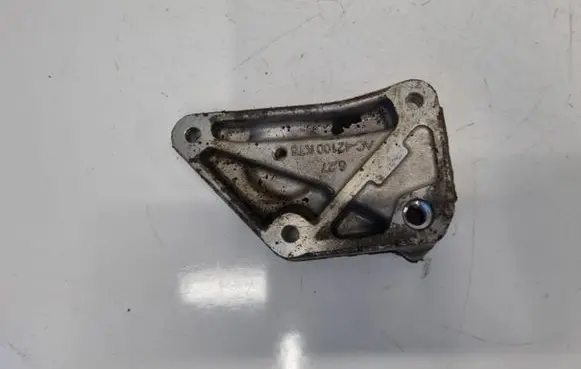 Mercedes-Benz A W169 Engine mounting bracket A2662230204