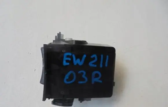 Mercedes-Benz E W211 Car ashtray A2216801552