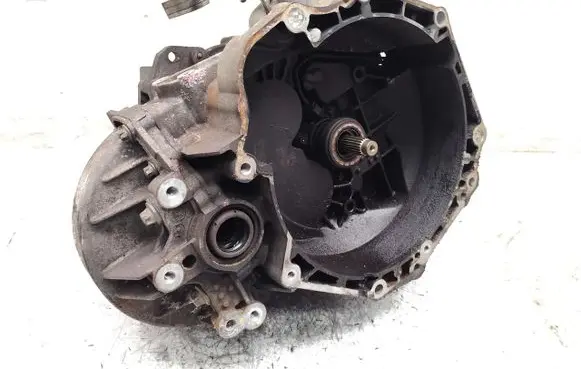 Opel Mokka X Manual 6 speed gearbox M32