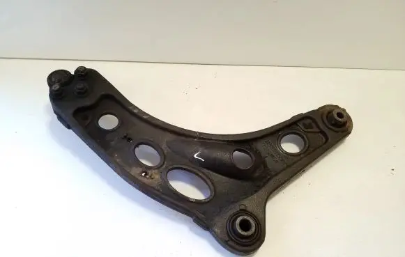 Renault Trafic III (X82) Front lower control arm/wishbone 8200395007 93853464