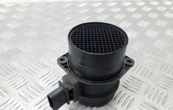 Volkswagen Tiguan Mass air flow meter 0281002735 03G906461C