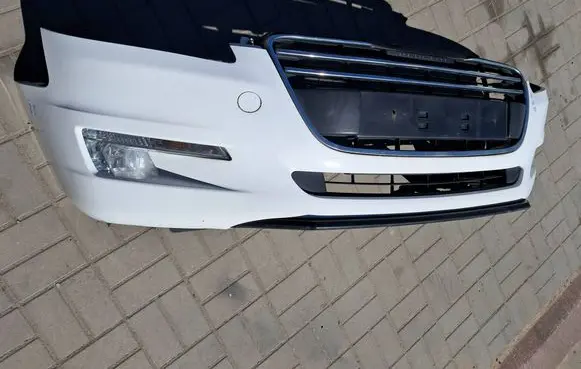 Peugeot 508 Front bumper