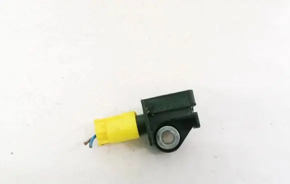 Mercedes-Benz C W204 Airbag deployment crash/impact sensor a1729056000 5wk44192