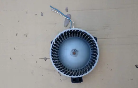 Mazda 2 Fan impeller 