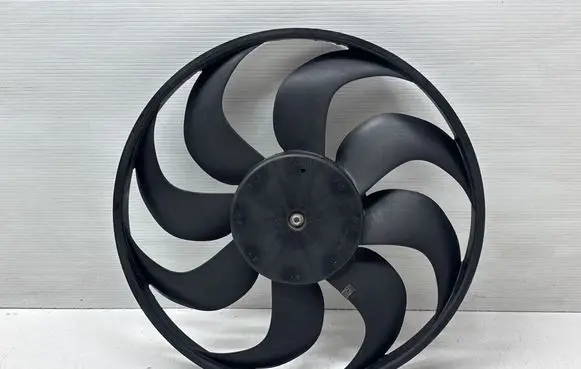 Renault Captur Electric radiator cooling fan 5000991 SR495510 5YY0584
