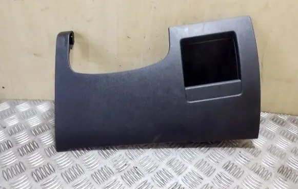 Peugeot 308 Dashboard lower bottom trim panel 9677541077