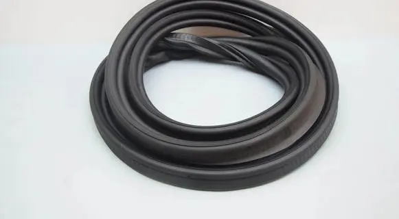 BMW X1 U11 Trunk rubber seal (body) 9450458