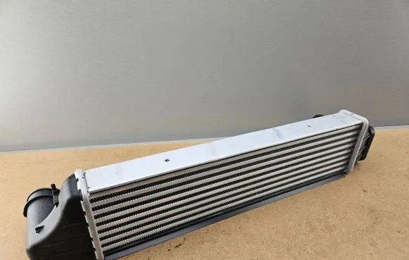 BMW 3 E46 Intercooler radiator 2246795 17512246795