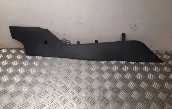 Skoda Octavia Mk4 Panel trim 5E4863045B