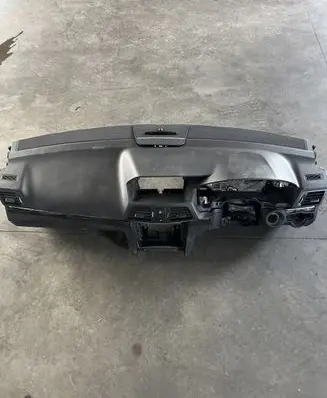 Mercedes-Benz E A207 Dashboard A2076800187 2076800187