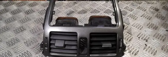 Toyota Auris 150 Dash center air vent grill