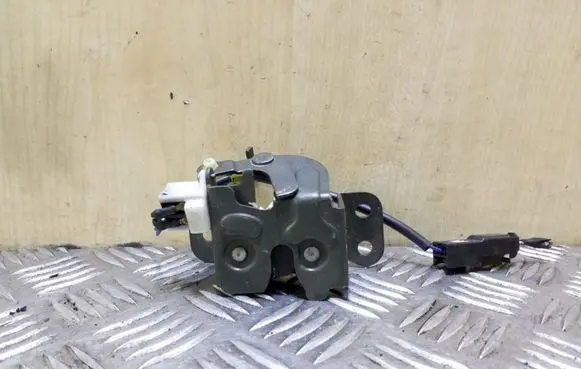 Hyundai Santa Fe Tailgate window lock/catch/latch 
