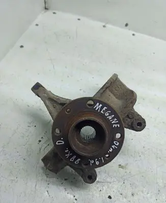 Renault Megane II Front wheel hub