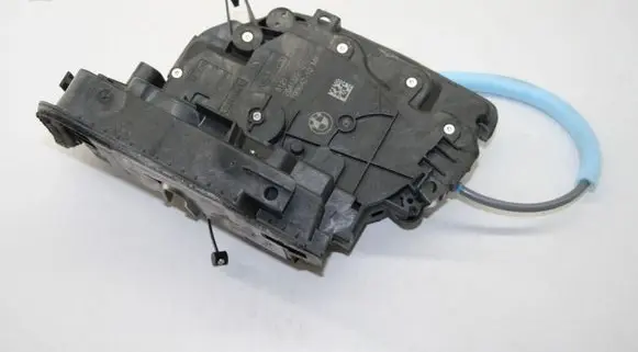 BMW X5 G05 Front door lock 2641322