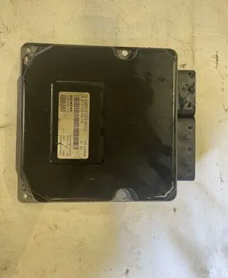 Mercedes-Benz C W204 Engine control unit/module A2711536279