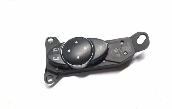 Mercedes-Benz E W211 Wing mirror switch A2118213051 2118213051 K752