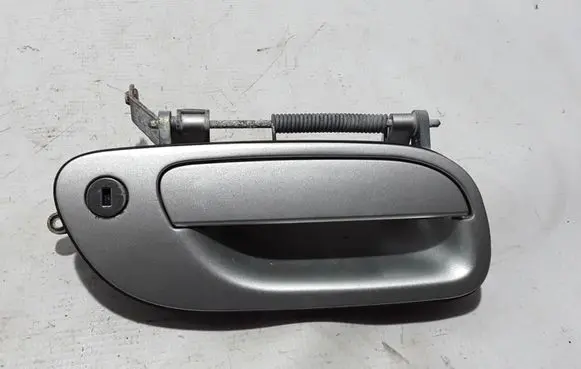 Volvo XC70 Front door exterior handle