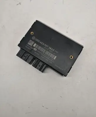 Audi Q7 4L Tow bar trailer control unit/module 4E0907383E