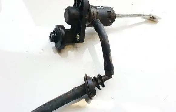 Seat Exeo (3R) Clutch master cylinder 8e1721401aj