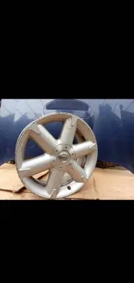 Nissan Murano Z50 R18 alloy rim 
