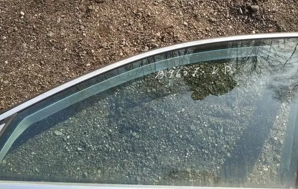 BMW 5 GT F07 Front door window glass four-door AS2