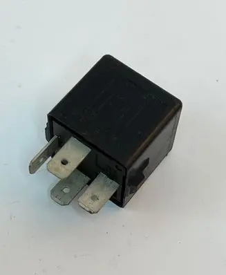 Volvo S40, V40 Other relay V23134b52x240