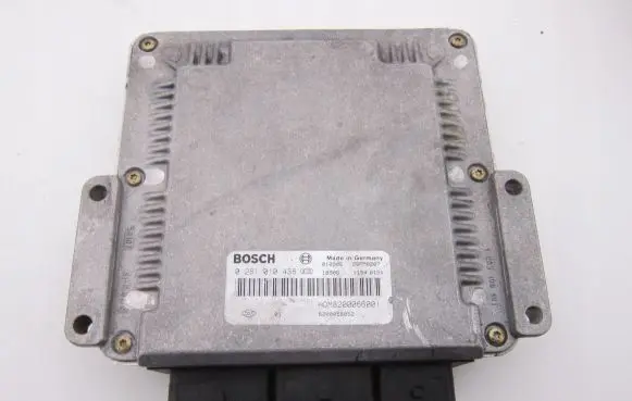 Mitsubishi Space Star Engine control unit/module 8200066001 0281010438