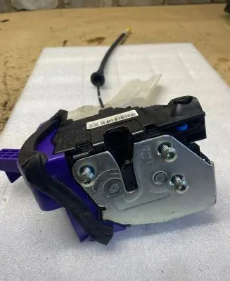 KIA Carens III Rear door lock 81410A4030