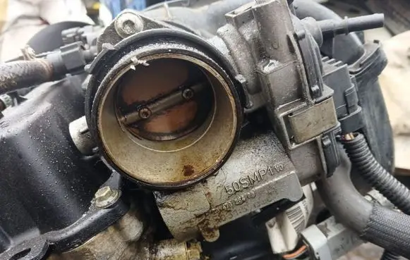 Peugeot 307 Throttle valve 9647925480