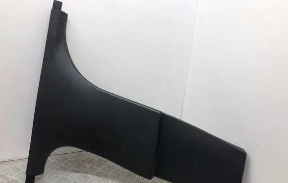BMW 5 E60 E61 (B) pillar trim (bottom) 7027090 52850610