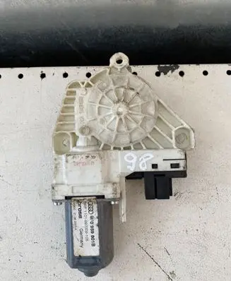 Audi A6 S6 C6 4F Front door window regulator motor 4F0959801B