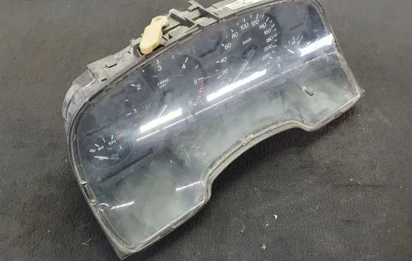 Opel Zafira A Speedometer (instrument cluster) 09228757EJ 351184000